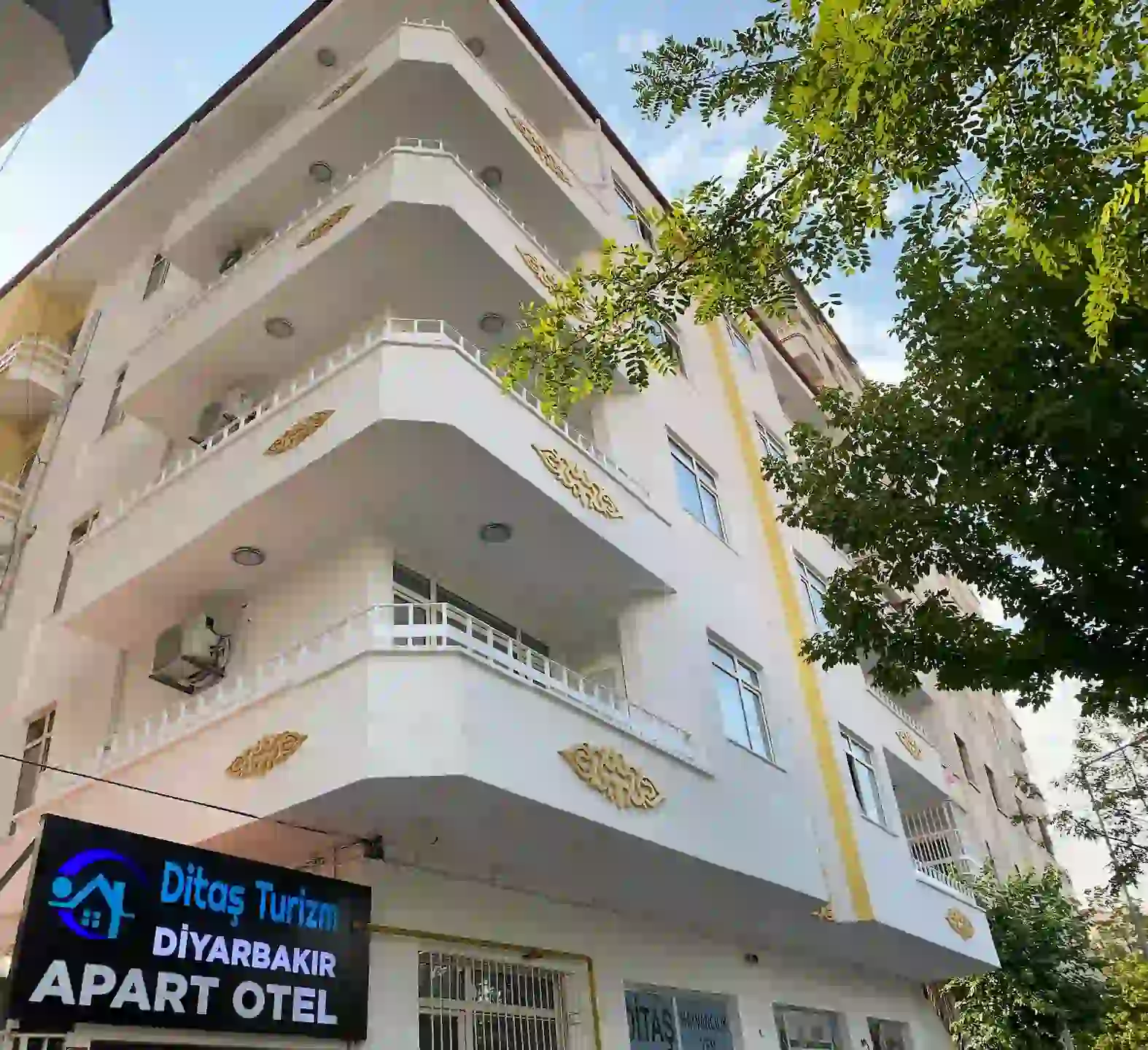 Diyarbakır Apart Otel Binası